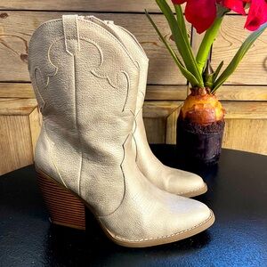 Mix NO 6 Brycen Women's Metallic Gold Cowboy Boots Size 8.5